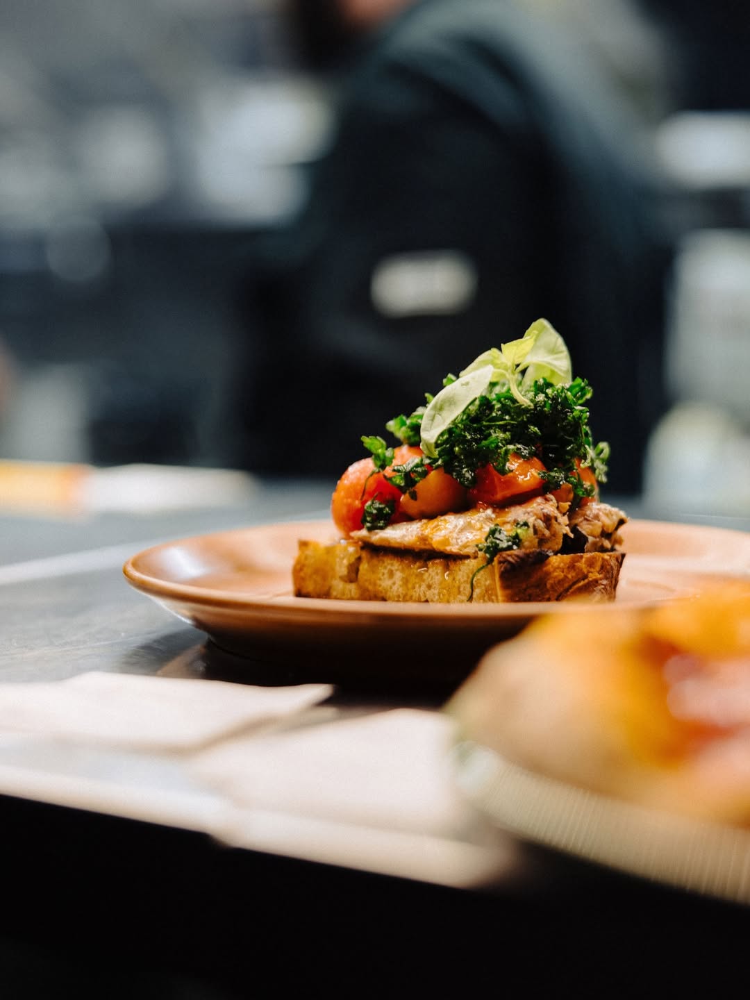 L’art et la manière🫶🏻 La cuisine bistro de Bobo c est une joli carte de saison et des suggesti